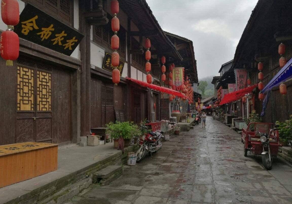 在乎一个人或者爱一个人是什么感觉游戏画面